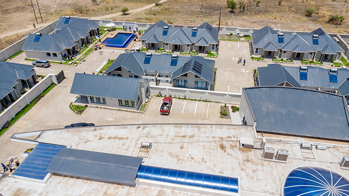 Esfog Kadoma